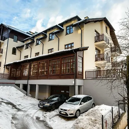 Centrum Cicha, Sun & Snow Apartamento Krynica-Zdrój